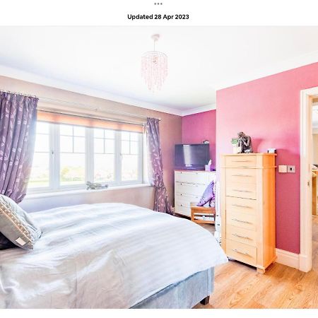 The Kings Suite Oak Drive, Colwyn Bay Ll29 7Yp First Floor Kültér fotó